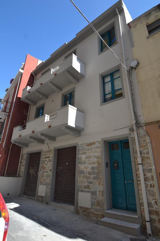 Il Bandito Re Hotel Nuoro  Luaran gambar